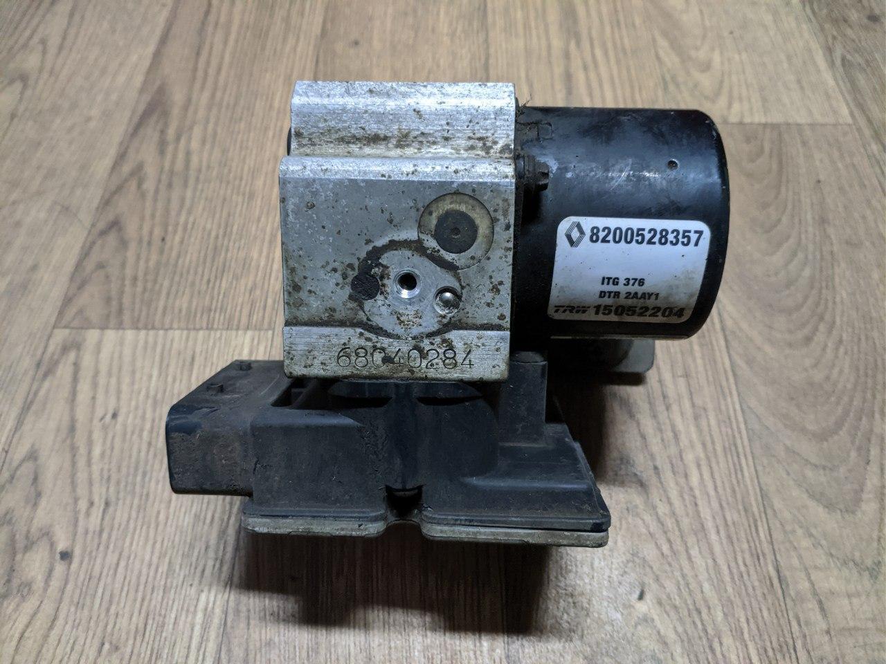 Блок ABS Renault Master, Opel Movano 2003-2010, 8200528357 (Б/У), фото 1