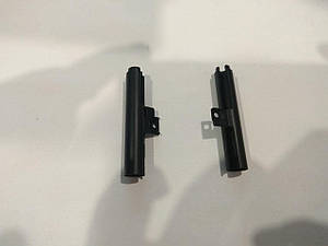 Dell Precision M6500 Заглушки на петлі б/в