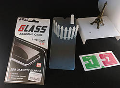 Захисне скло для Xiaomi Redmi 8A в пакованні