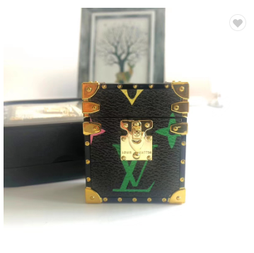 Протиударний чохол - Airpods Apple. Пластик. Louis Vuitton 10 (кольорові букви на темному фоні)