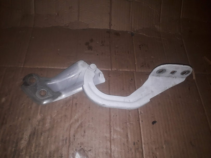 Б/у петля капота bm51-a16801-ad для Ford Focus MK3 2011-