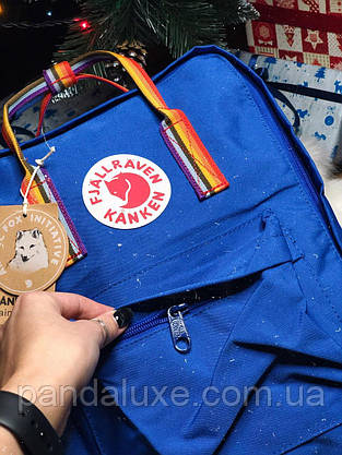 Рюкзак стильний канкен Fjallraven Kanken Rainbow 16л синій з різнокольоровими (райдужними) ручками, фото 6