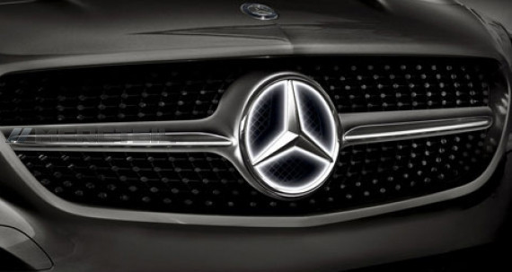 Емблема в решітку радіатора з підсвіткою для Mercedes E-class W212, фото 1