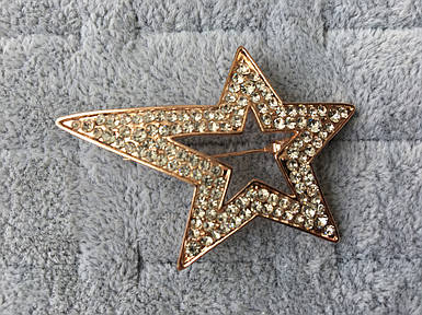 Брошка металева на золотистій основі зірочка з білими кристалами розмір виробу 40х45 мм