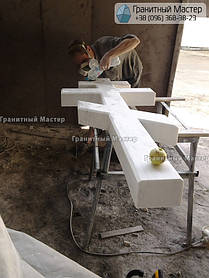 Памятник молодому парню погибшему в АТО. Киев, Южное кладбище 8