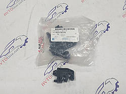 Кліпса (фіксатор) кріплення торсиона до кришки багажника Лачетті, Круз; GM