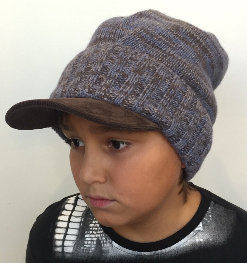 Тепла дитяча шапка для хлопчика з закотом і вельветовим козирком TRESTELLE Італія T18 215J блакитний