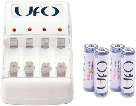 Зарядний пристрій для акумуляторів UFO KN-8003 + 4*rechar UFO HR6 Ni-MH 2500 mAh Photo, фото 1