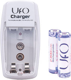 Зарядний пристрій для акумуляторів UFO RP-866 +2xHR6 Ni-MH 2300 mAh Photo Kit