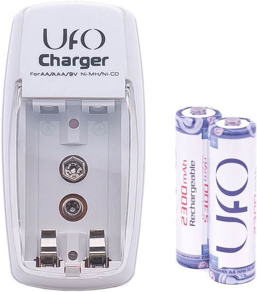 Зарядний пристрій для акумуляторів UFO RP-866 +2xHR6 Ni-MH 2300 mAh Photo Kit