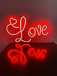 Червоний неоновий напис Love з сердечком на акриловій підоснові Manific Decor, фото 2