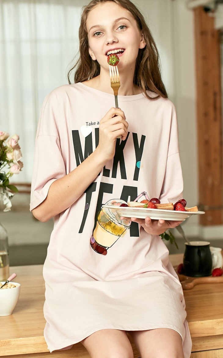 Платье-футболка женское домашнее. Туника хлопковая для дома и отдыха, размер S (розовая) - фото 1 - id-p1122598707