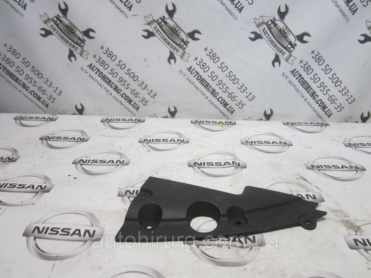 Права накладка радіатора nissan murano z50 (62581-CA000)