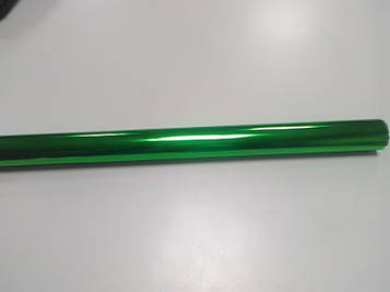 Фольга зелена для упаковки розмір 1 метр на 60 см подарунків металізована плівка 1 шт