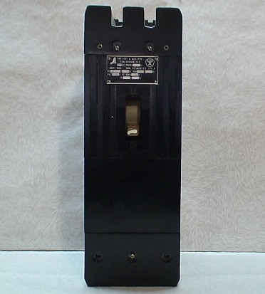 Автоматичний вимикач А 3716