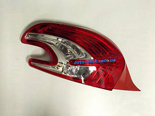 Ліхтарі задні для Peugeot 208 '12-