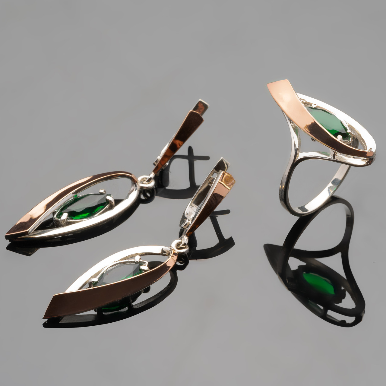 Серебряный гарнитур 925 пробы с золотом арт. 460г
