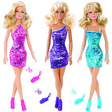 Лялька Барбі блискуча