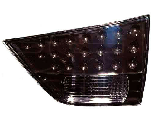 Ліхтар правий Mitsubishi Outlander II внутрішній (FPS). 8331A006