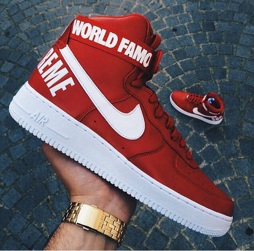 Nike air force 1 supreme price best sale