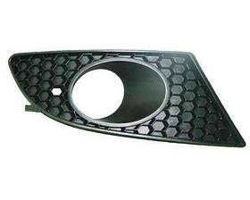 Решітка бампера права Seat Leon 04-12 з отвором противотуманной фари (FPS). 1P0853666A
