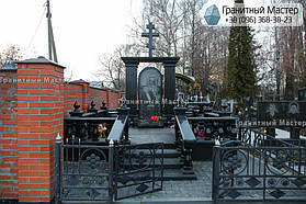 Гранитный комплекс из гранита мужчине. 9