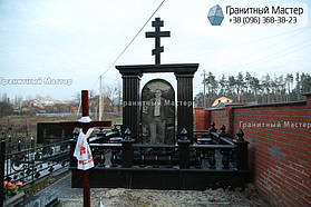 Гранитный комплекс из гранита мужчине. 18