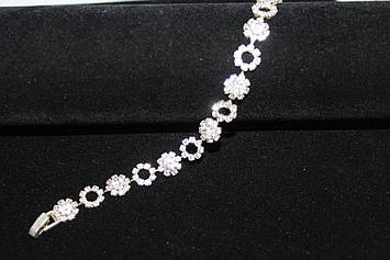 Розкішний браслет з камінням сріблястий