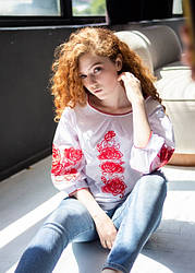 Жіноча ошатна блузка — вишиванка Міраж, рукав 3/4, р. XL.2XL біла з червоним