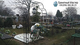 Детский памятник в форме сердца из мрамора 3