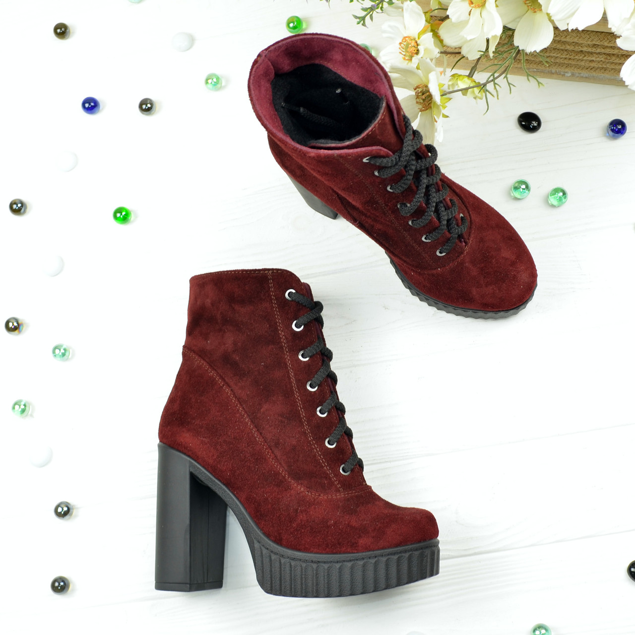 Жіночі замшеві ботильйони на високих підборах, колір бордо, фото 1