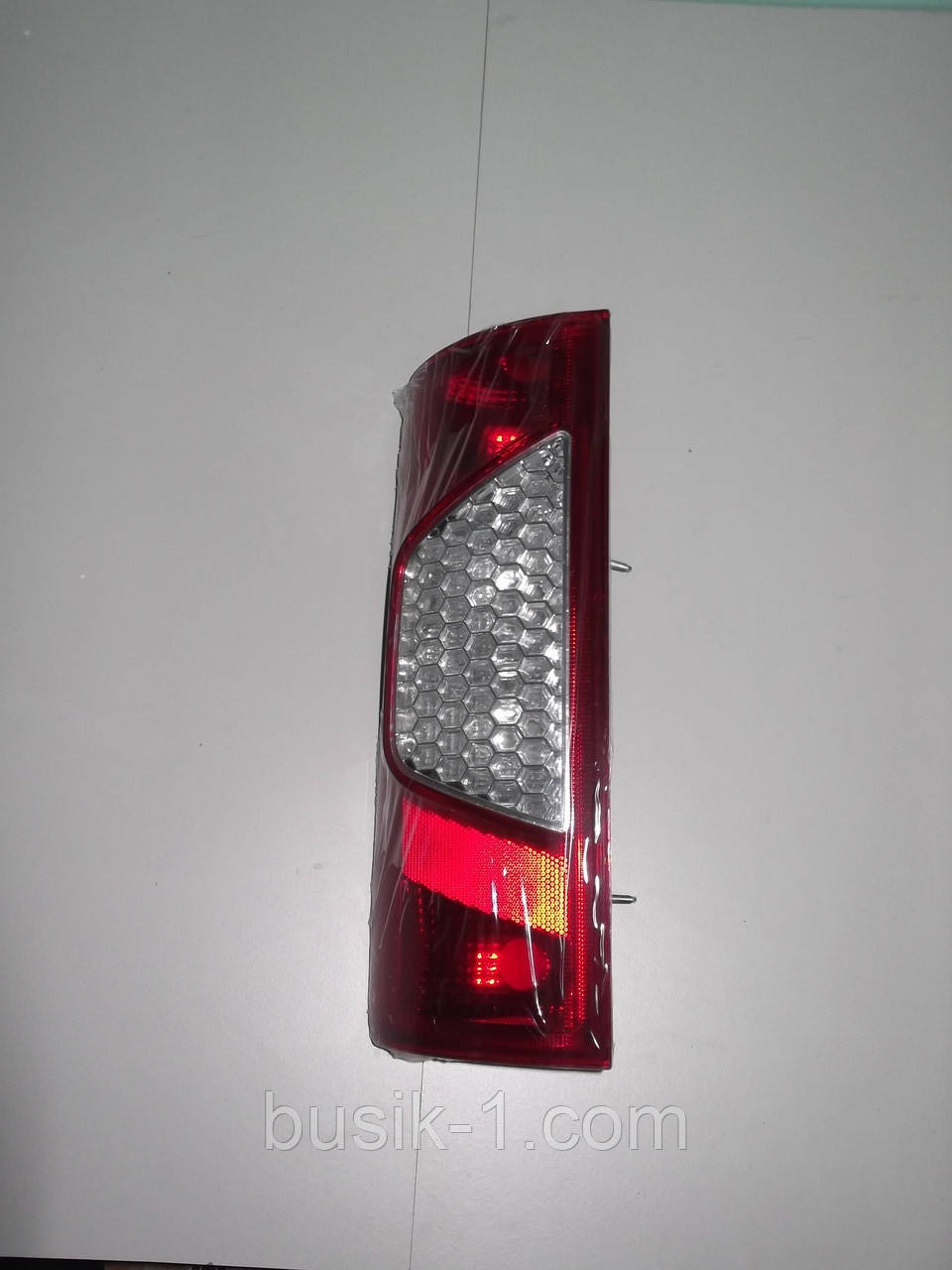 Фонарь задний правый Ford Connekt с 2010- г.в.