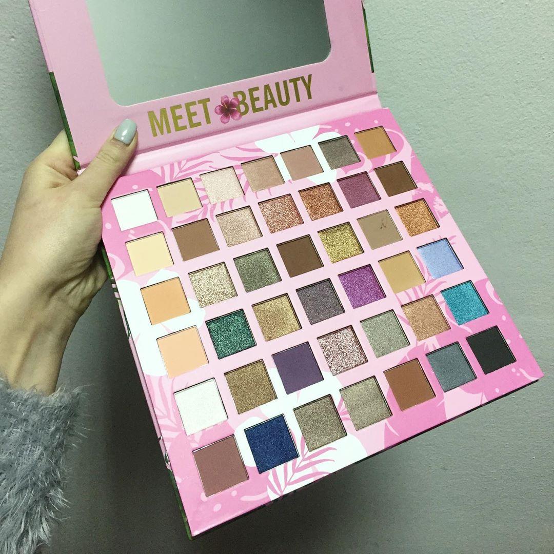 Набір тіней для повік LA ROSA MEET BEAUTY 42 кольору, перламутрові+матові