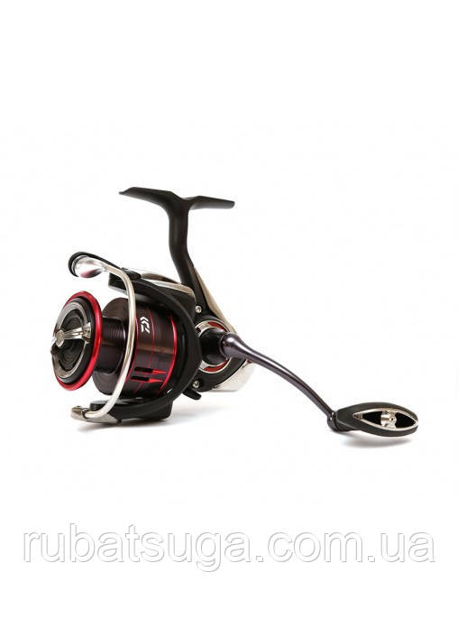 Котушка Daiwa 17 Fuego LT 3000 C-XH