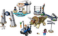 LEGO Jurassic World Яскравість нападу трицератопса (75937), фото 4