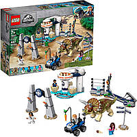 LEGO Jurassic World Яскравість нападу трицератопса (75937), фото 3