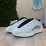 Жіночі та чоловічі кросівки Adidas Yeezy 700 V3 білий з сірим. Живе фото. (топ ААА+), фото 3