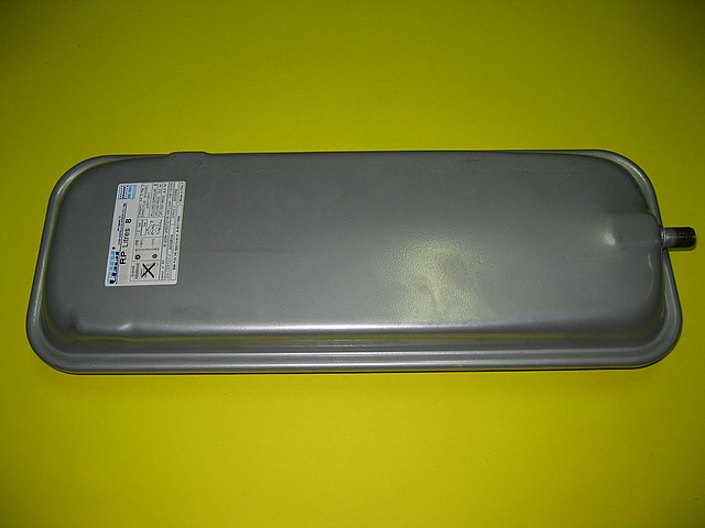 Розширювальний бак 8 л 39812140 Ferroli Domicompact C24 / F24, FerellaZip New C24 / F24