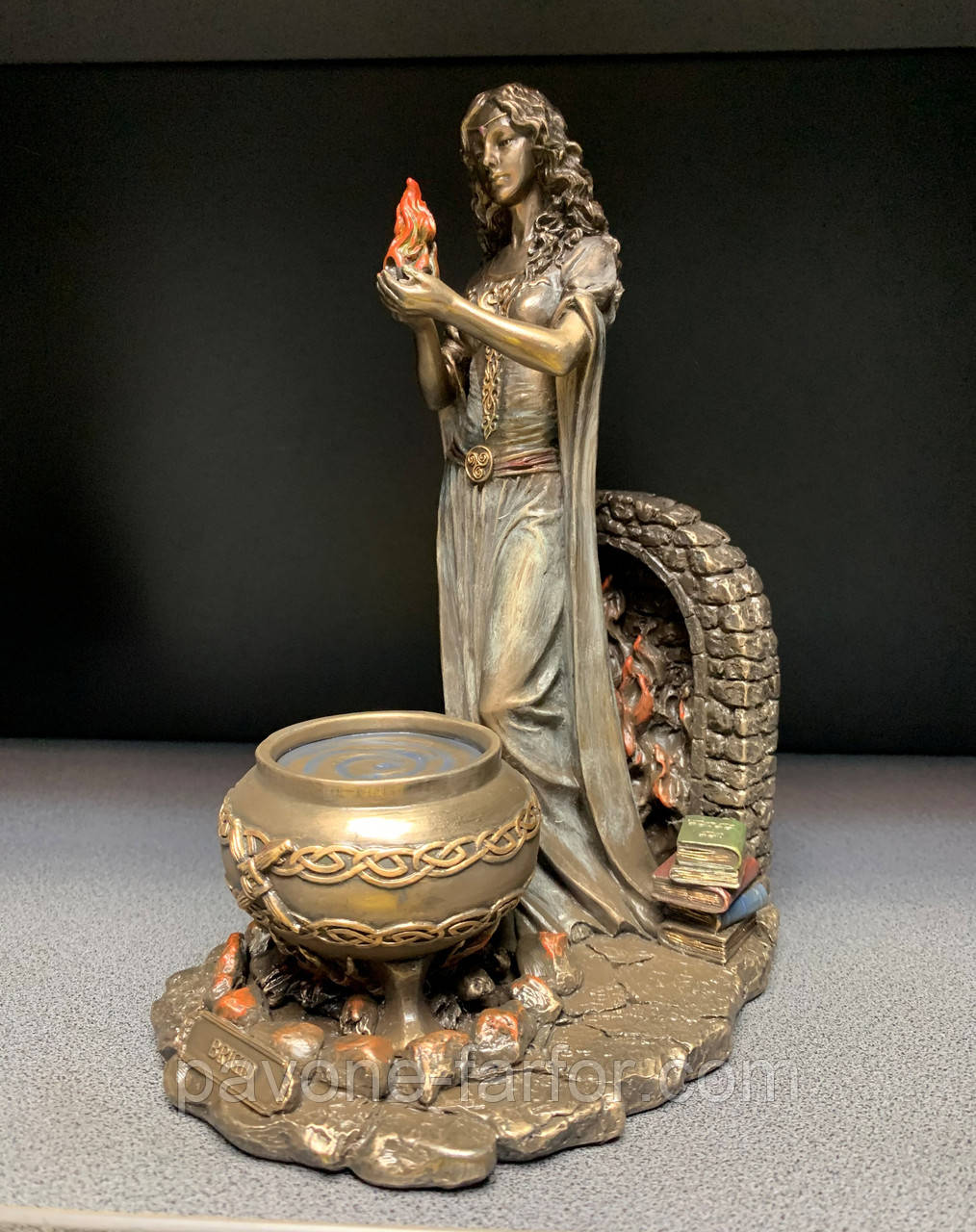 Статуетка Veronese Бригіта — Кельтська богиня домашнього вогнища WS-856, фото 1