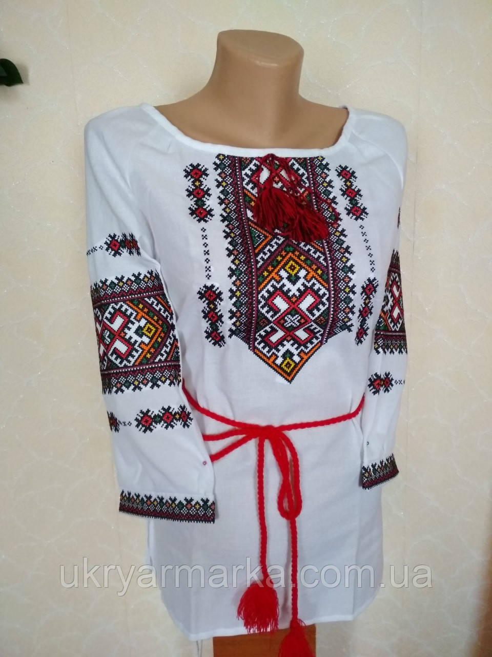 Вишита жіноча сорочка "Карпатські візерунки"