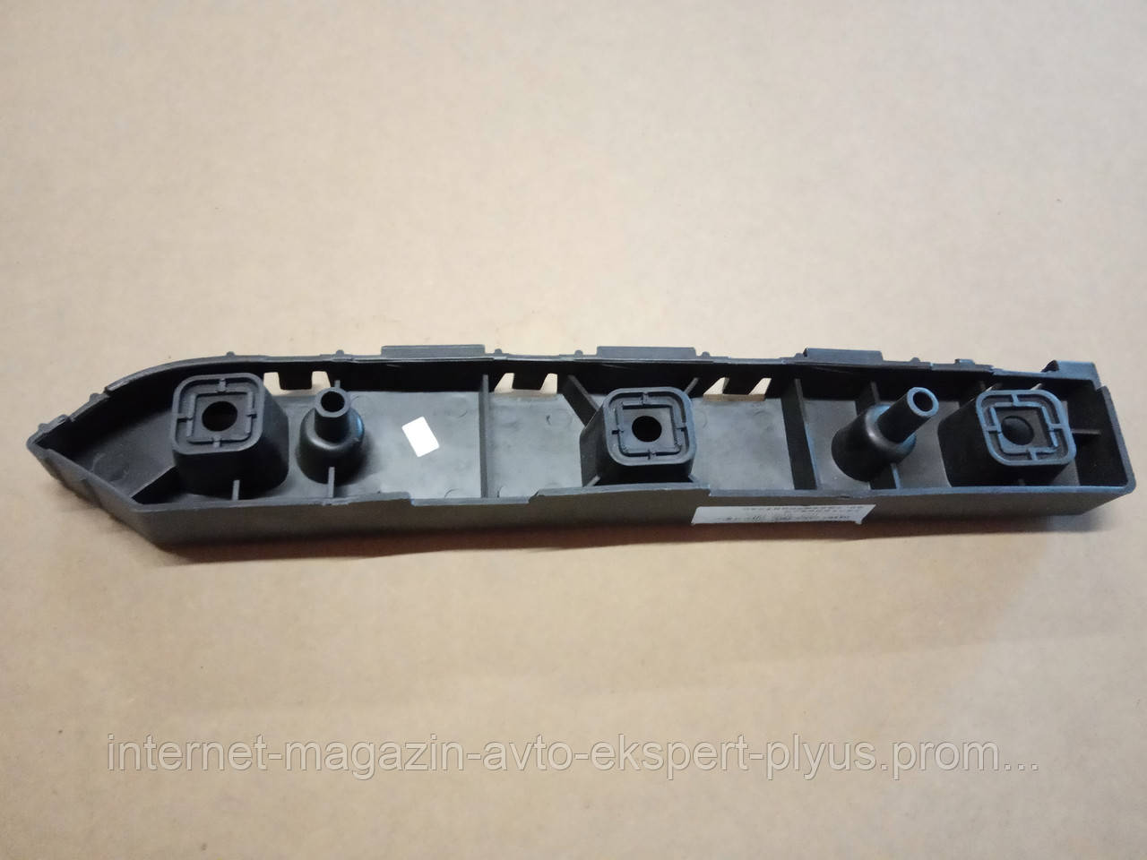 Напрямна переднього бампера L 2013 г Chery Amulet (A15), фото 1