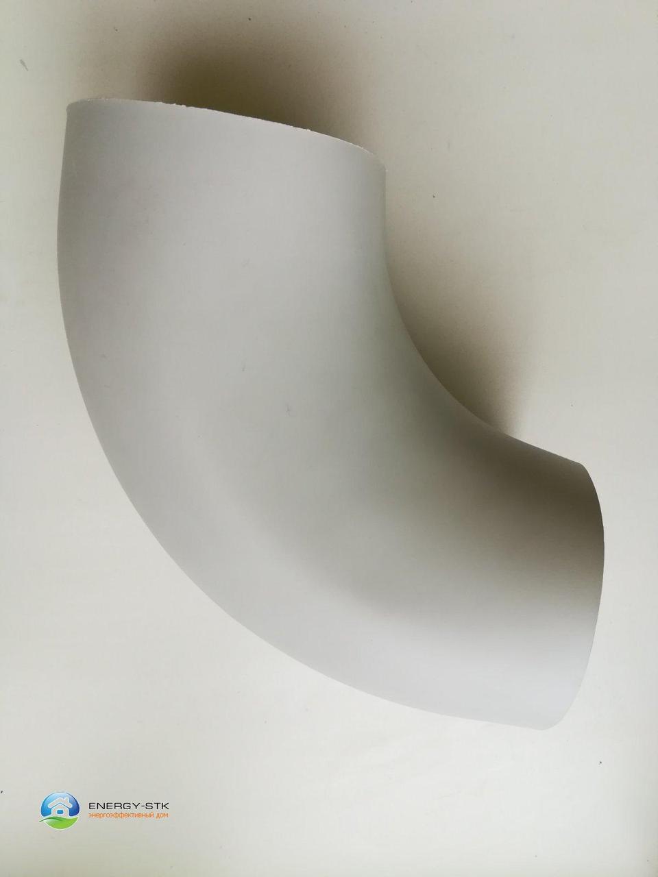 Кут ПВХ K-Flex 30x048 PVC CA 200 як захисне покриття теплової ізоляції всередині приміщення.