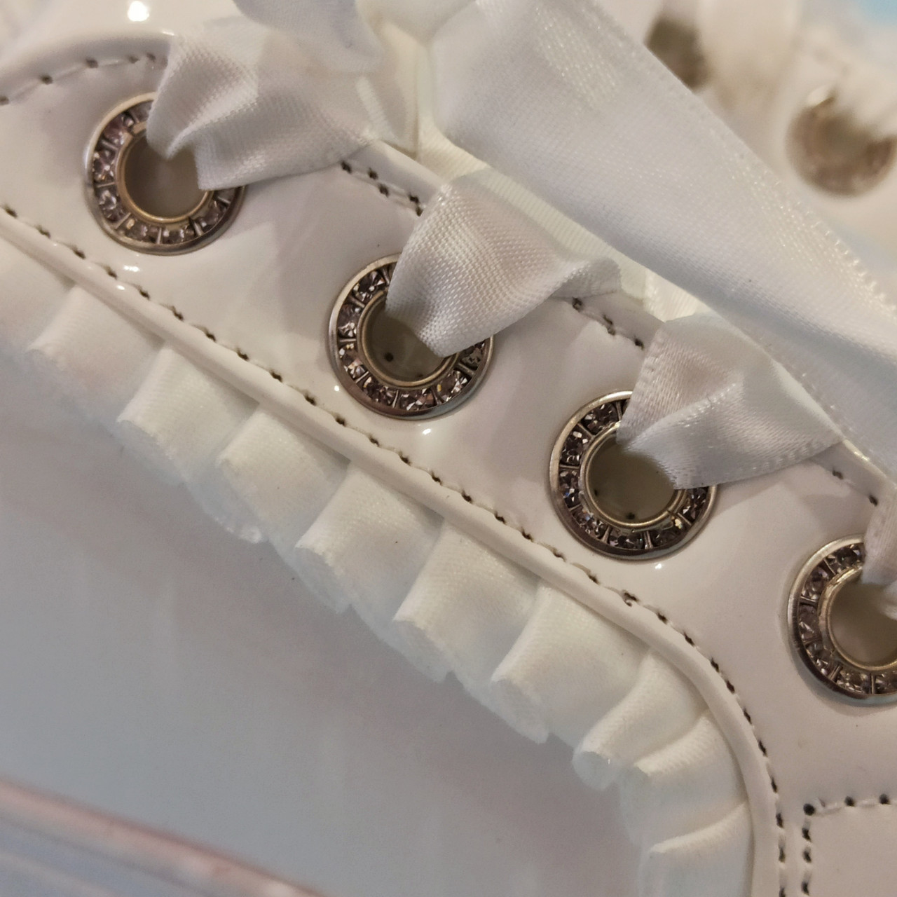 25 размер Белые кроссовки с бантиком кеды с бантом лаковые туфли с лентами с супинатором на девочку - фото 5 - id-p1125425968