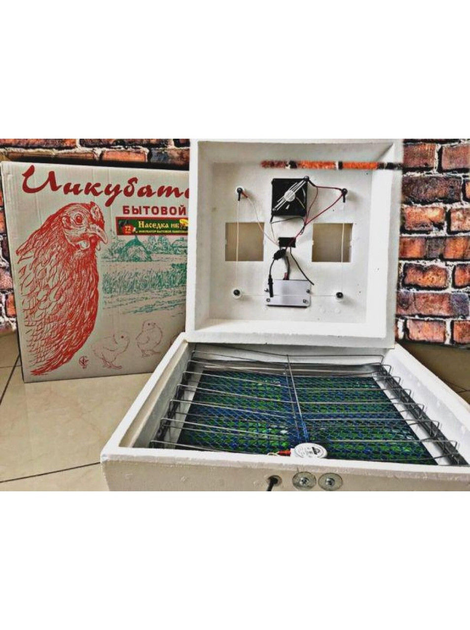 Інкубатор для яєць Квочка ІБ-120(72),живлення 12В,автоматичний переворот,цифровий,вентилятор,ТЕН