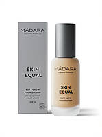 Рідка тональна основа № 40 Пісок Madara Cosmetics, 30мл