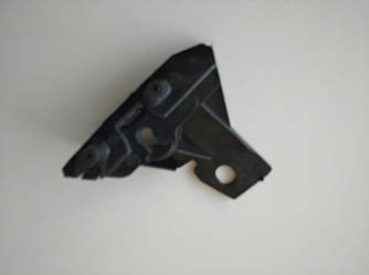 Кріплення бампера L MB Sprinter 06- — ROTWEISS — RW88061