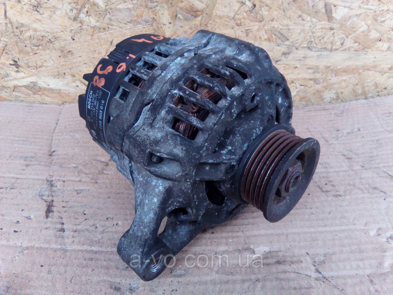 Генератор для Volkswagen Passat B5 Audi A4 B5 A6 C5 Skoda Felicia 2 1.3 1.6 1.8 Bosch 70A 0123310022 058903016, фото 1