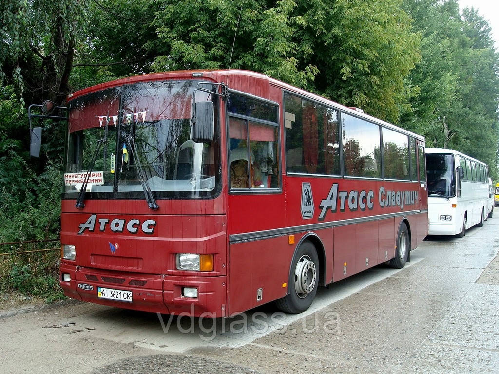 UVG Unistar Dennis Javelin лобове скло, фото 1