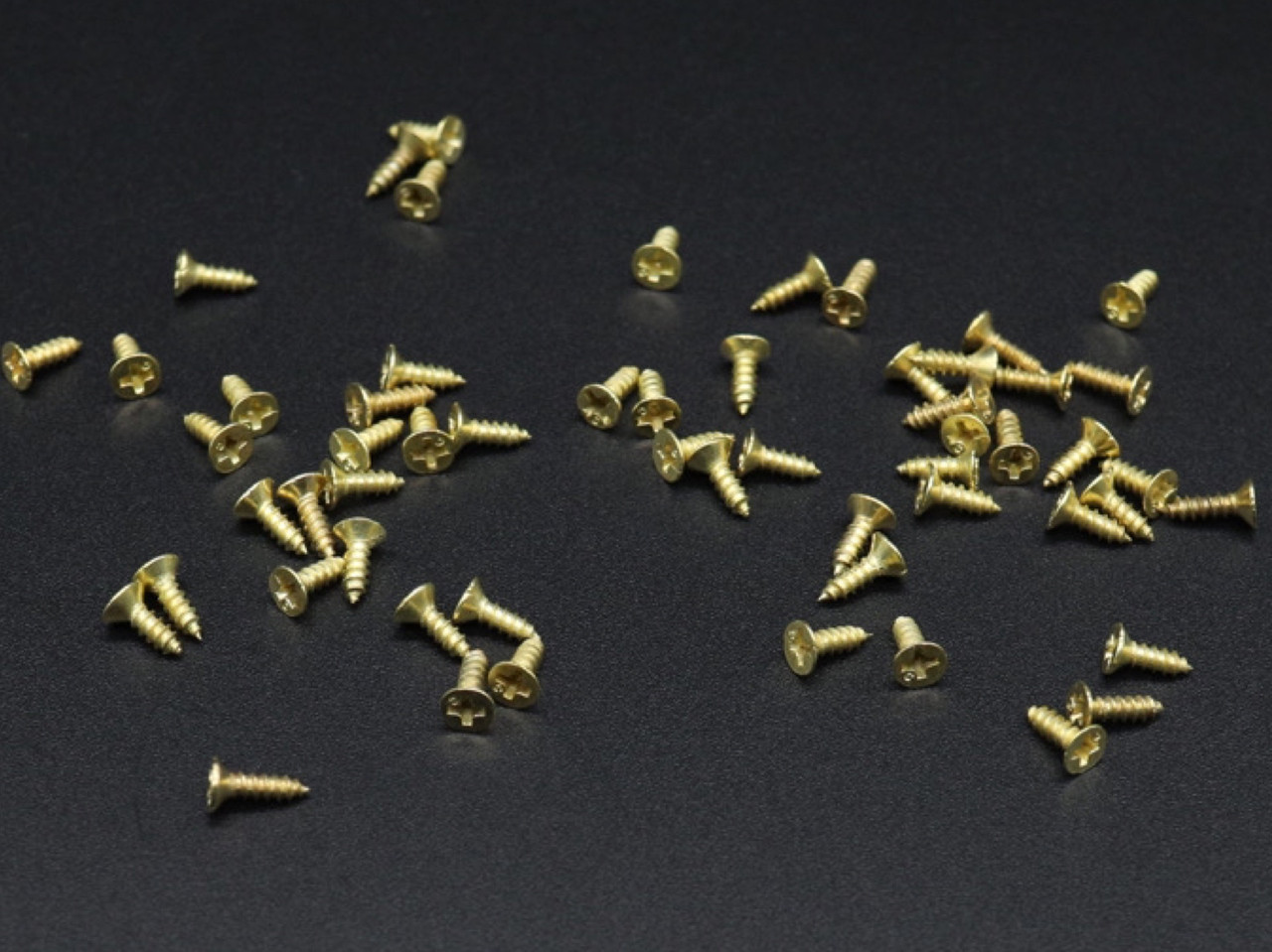 Саморезы декоративные. Цвет "золото". 2х6 мм: купить с доставкой ...