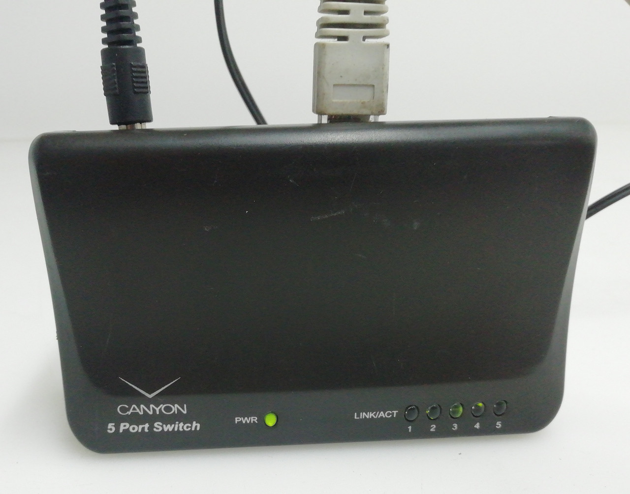 Cвич Switch Canyon 5 PORT CNP-D05P/5 портов Ethernet 10/100 Мбит/сек - фото 1 - id-p1126462908